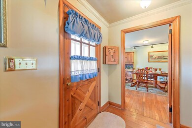 207 W Conestoga St, New Holland, PA 17557 - photo 3