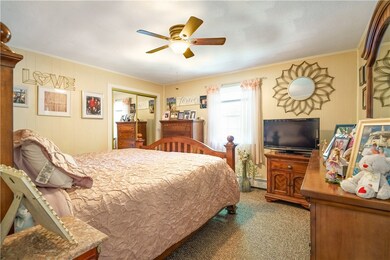 76 Vanderbilt Rd, Warwick, RI 02886 - photo 6