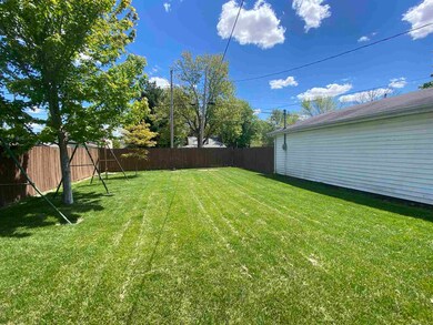 235 Oak St, Tipton, IN 46072 - photo 6