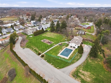 2657 Hunters Point Dr unit 102, Wexford, PA 15090 - photo 3