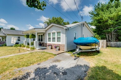 1210 Tremont Ave, Bristol, TN 37620 - photo 3