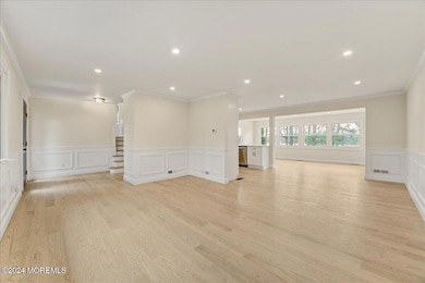 154 Riveredge Rd, Tinton Falls, NJ 07724 - photo 5