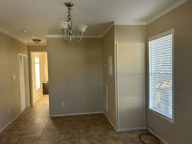 6941 Macdonald Ct unit 49, Zephyrhills, FL 33541 - photo 3