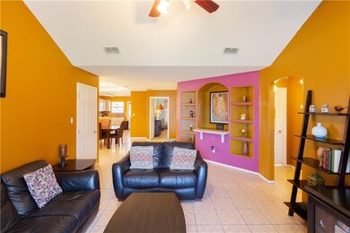 225 Caramel Dr, Alamo, TX 78516 - photo 2