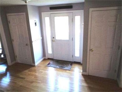 2 Sullivan Blvd, Oxford, MA 01540 - photo 4