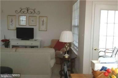 21197 Mcfadden Square unit 401, Sterling, VA 20165 - photo 7