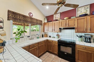 1227 E Brentrup Dr, Tempe, AZ 85283 - photo 4