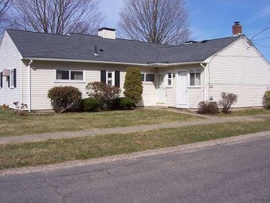 122 Partridge Ln, Chicopee, MA 01022 - photo 2