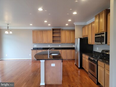 12037 Lake Dorian Dr, Bristow, VA 20136 - photo 7