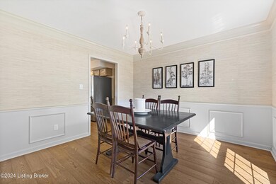 3700LocustCir_022