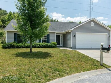 134 Brookstone Ct, Hendersonville, NC 28792 - photo 2