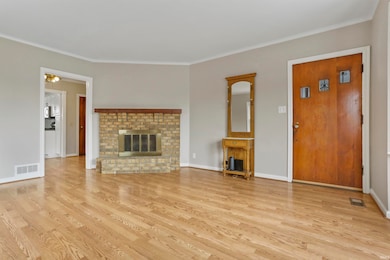 404 Wedeking Ave, Evansville, IN 47711 - photo 6