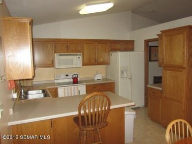 Kitchen (12x10)