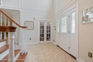 02_421SpringStreet_32_Foyer_LowRes