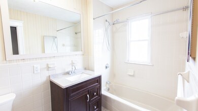 28 Moffat Rd unit 2, Quincy, MA 02169 - photo 5