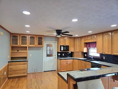 694 Center Point Rd, Sylacauga, AL 35151 - photo 7