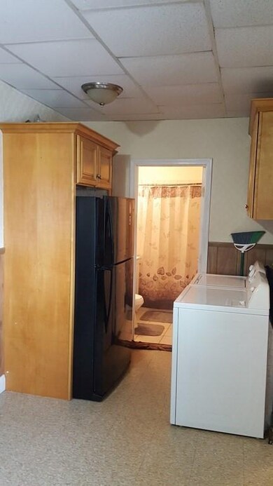 146 6th St, Lowell, MA 01850 - photo 5