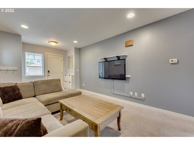 955 NW 2nd Ave, Canby, OR 97013 - photo 7