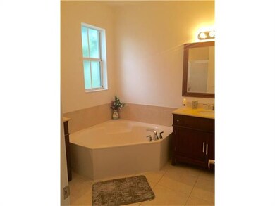 7432 NW 107th Place unit 7432, Doral, FL 33178 - photo 5
