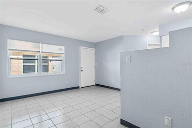 140 112th Ave N unit 4, St. Petersburg, FL 33716 - photo 3