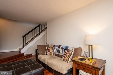 11248 Chestnut Grove Square unit 352, Reston, VA 20190 - photo 5