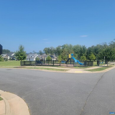 1533 Barnett St, Charlottesville, VA 22901 - photo 2