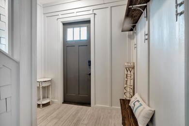 f8_1486SeasideCir_004