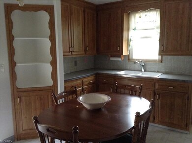 2323 Larchmont Dr, Wickliffe, OH 44092 - photo 6