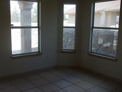 712 Danube Way, Horizon City, TX 79928 - photo 4
