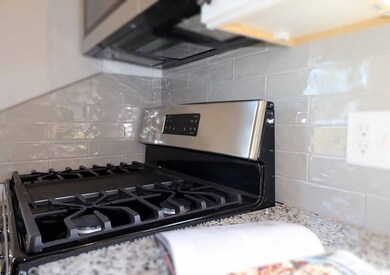 287 West St, Ludlow, MA 01056 - photo 6