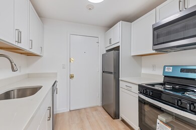 55 Broad St unit 2, Lynn, MA 01902 - photo 7