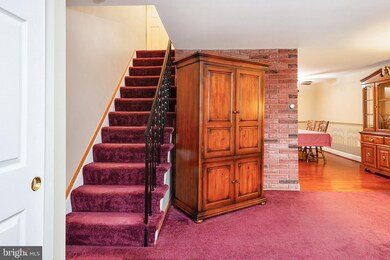 3128 Ryerson Cir, Halethorpe, MD 21227 - photo 4