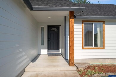 5548 Umpqua Ln NE, Albany, OR 97321 - photo 5