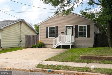 33 Jefferson St, Riverside, NJ 08075 - photo 2