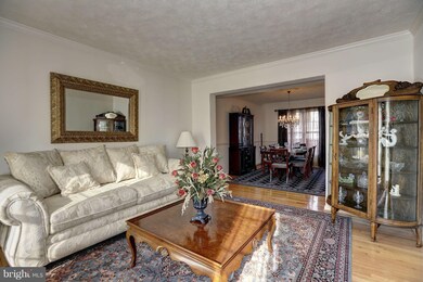 9220 Homestretch Ct, Laurel, MD 20723 - photo 3