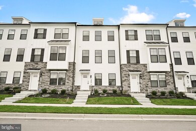 450 Herringbone Way, Frederick, MD 21701 - photo 2