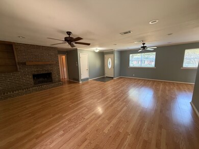 2148 Shady Grove Dr, Bedford, TX 76021 - photo 4