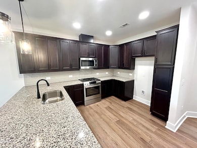 3910 Lost Fawn Ct, Raleigh, NC 27612 - photo 4