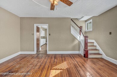 22 Larch Ln, Wilkes Barre, PA 18702 - photo 7