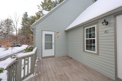 39 Glengarry Dr, Stratham, NH 03885 - photo 3