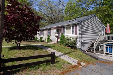 11 Adelaide St, Randolph, MA 02368 - photo 2