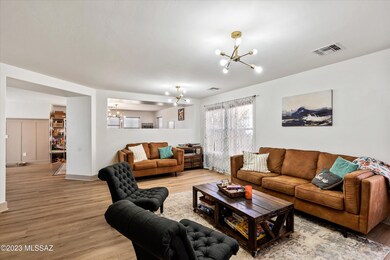 05-Living Room