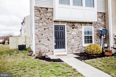 84 Lieutenant Ct, Bunker Hill, WV 25413 - photo 2