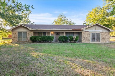 120 Nine Oaks Ln, Pineville, LA 71360 - photo 2