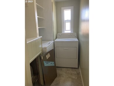 1732 Pine St unit 8, Silverton, OR 97381 - photo 6