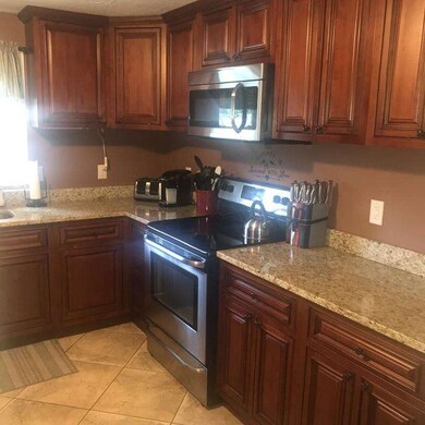 724 E Ashland St, Brockton, MA 02302 - photo 5