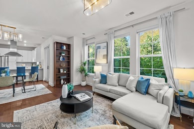 Key and Nash unit 304, Arlington, VA 22209 - photo 3