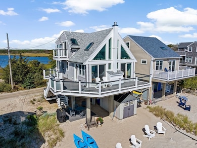 11 Cove St, Mattapoisett, MA 02739 - photo 3