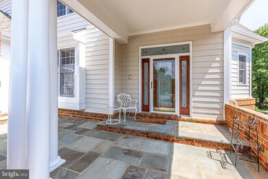 15629 Turtle Point Dr, Gainesville, VA 20155 - photo 4