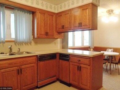 The well-appointed kitchen also features built-in 